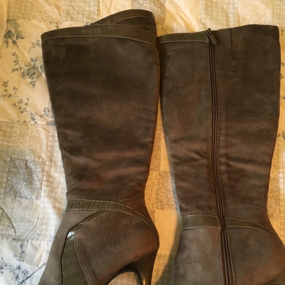 Women’s Boots, Size 7 1/2, Knee Height - Picture 14 of 14